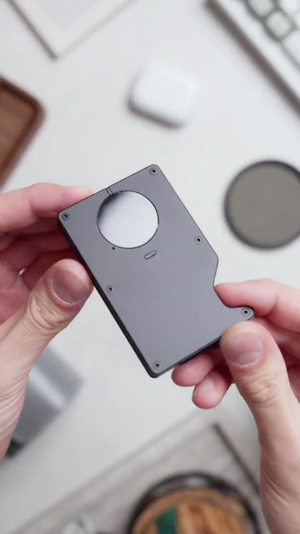 AirWallet Apple Find My wallet — 50% slimmer design